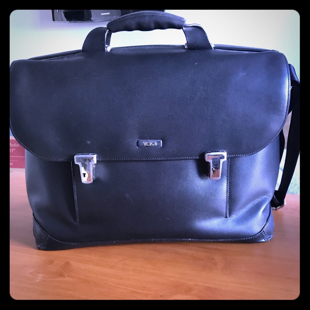 Tumi Briefcase & shoulder strap